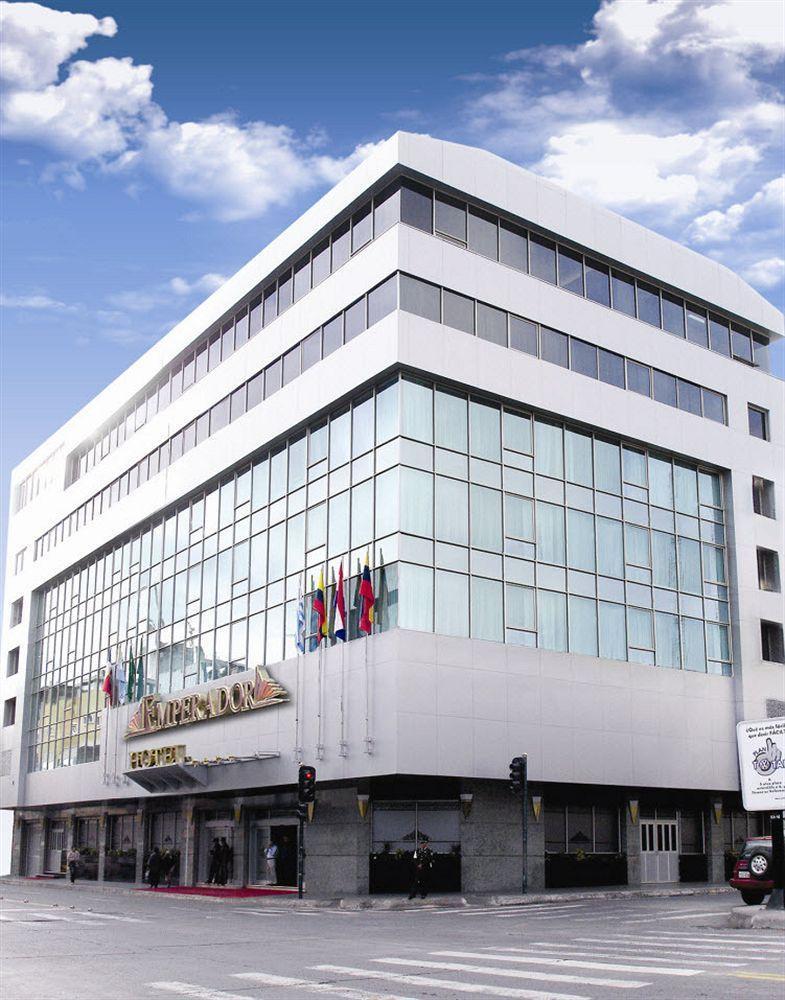 Hotel Emperador Ambato Esterno foto