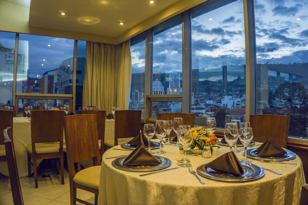 Hotel Emperador Ambato Esterno foto